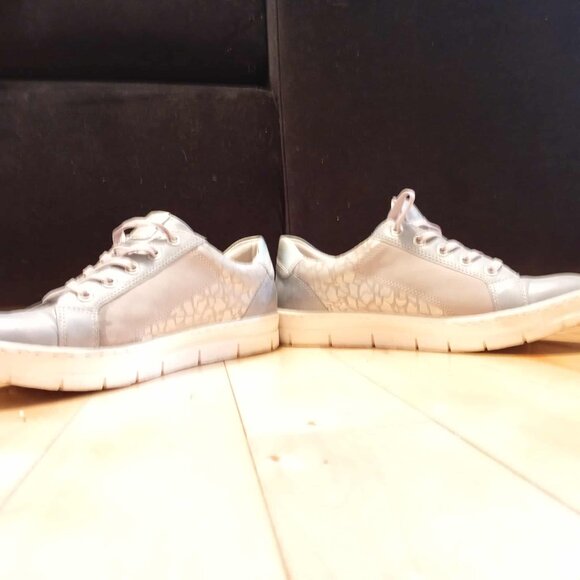 Remonte Grey & Silver Leather Fashion Sneakers | Side Zip | Size 39 - Picture 7 of 13
